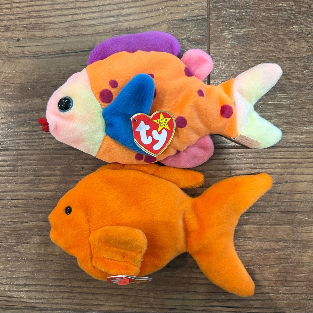 Lot of 2 Ty Beanie Babies Lips & Goldie